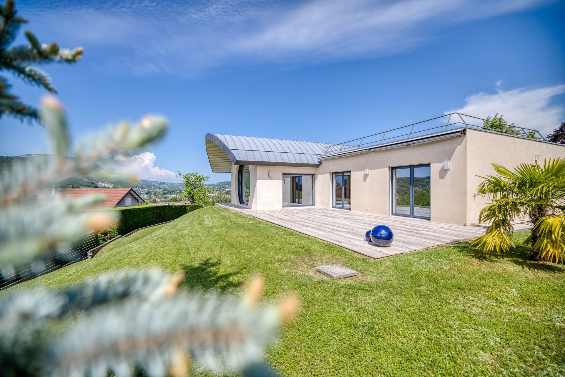 house 4 Rooms for sale on AIX LES BAINS (73100)