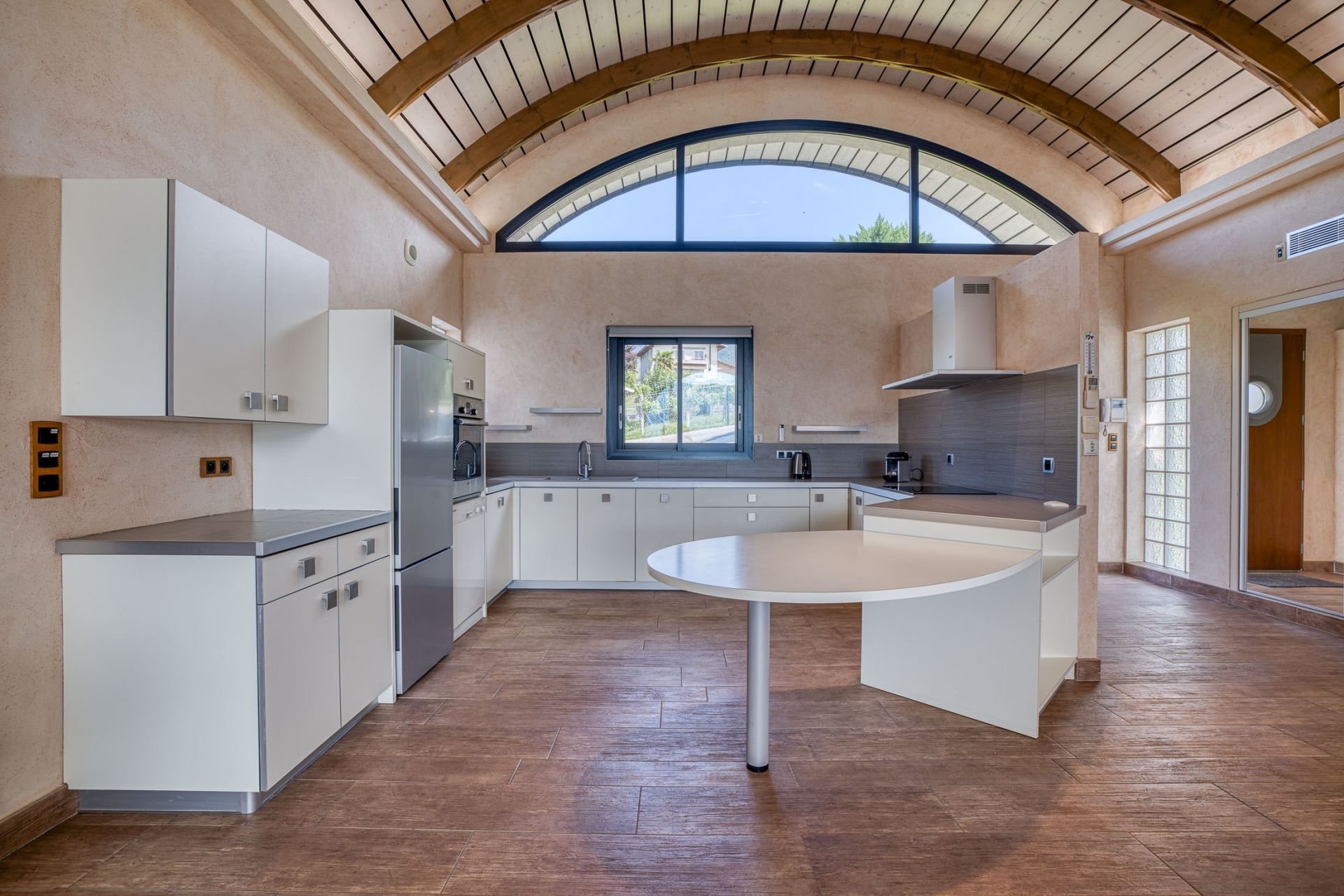 house 4 Rooms for sale on AIX LES BAINS (73100)