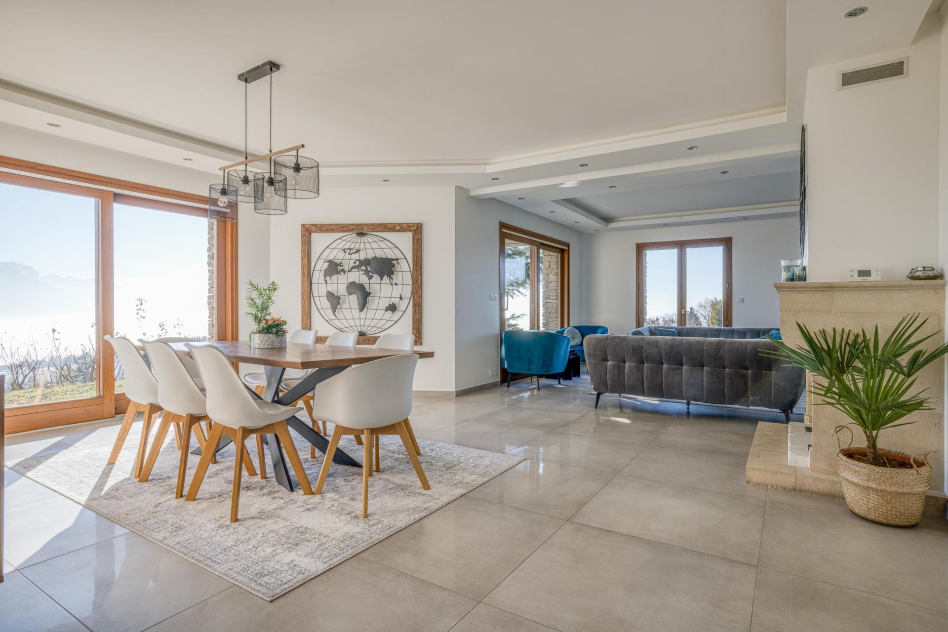 house 8 Rooms for sale on ANNECY (74370)