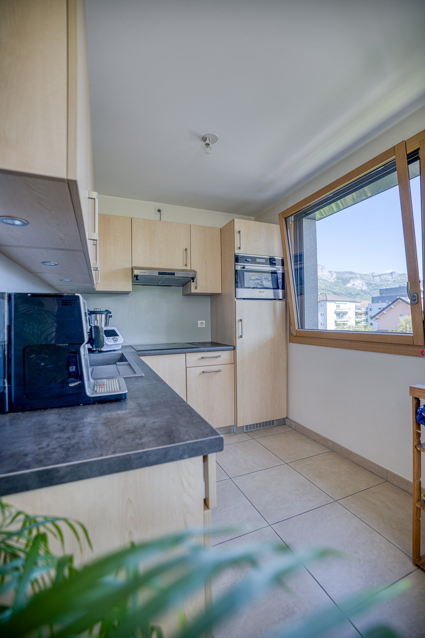 apartment 2 Rooms for sale on ANNECY (74000)