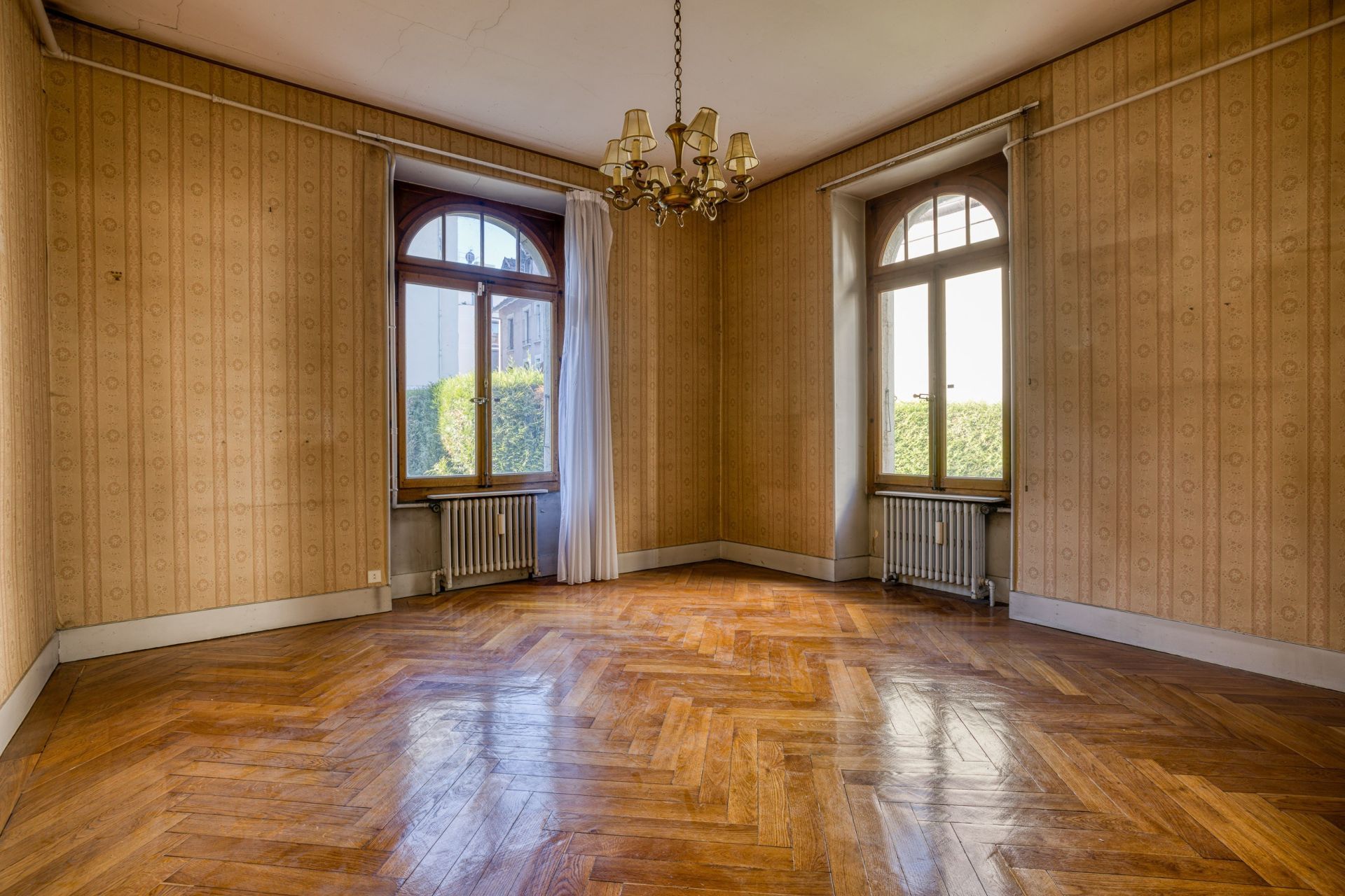 house 15 Rooms for sale on ANNECY (74000)