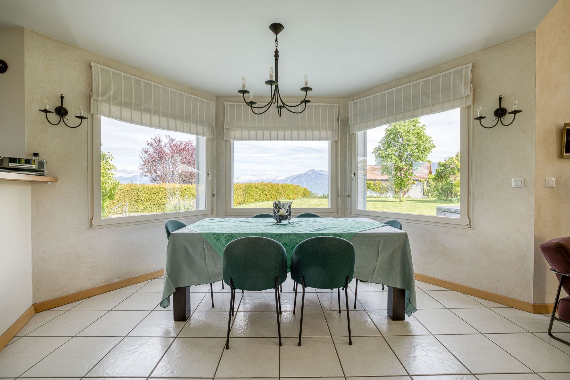 maison 6 Pièces en vente sur PERS JUSSY (74930)