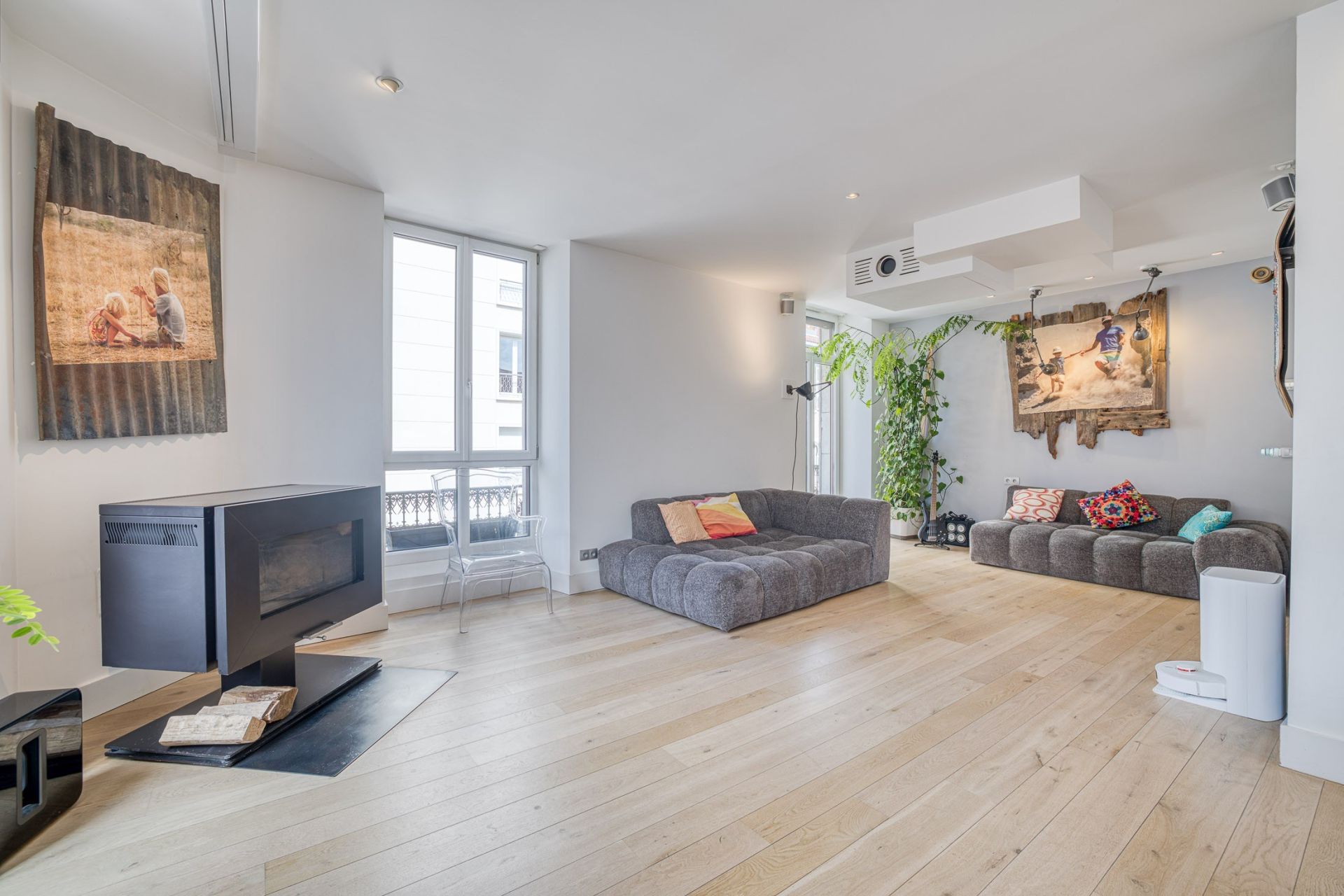apartment 4 Rooms for sale on ANNECY (74000)