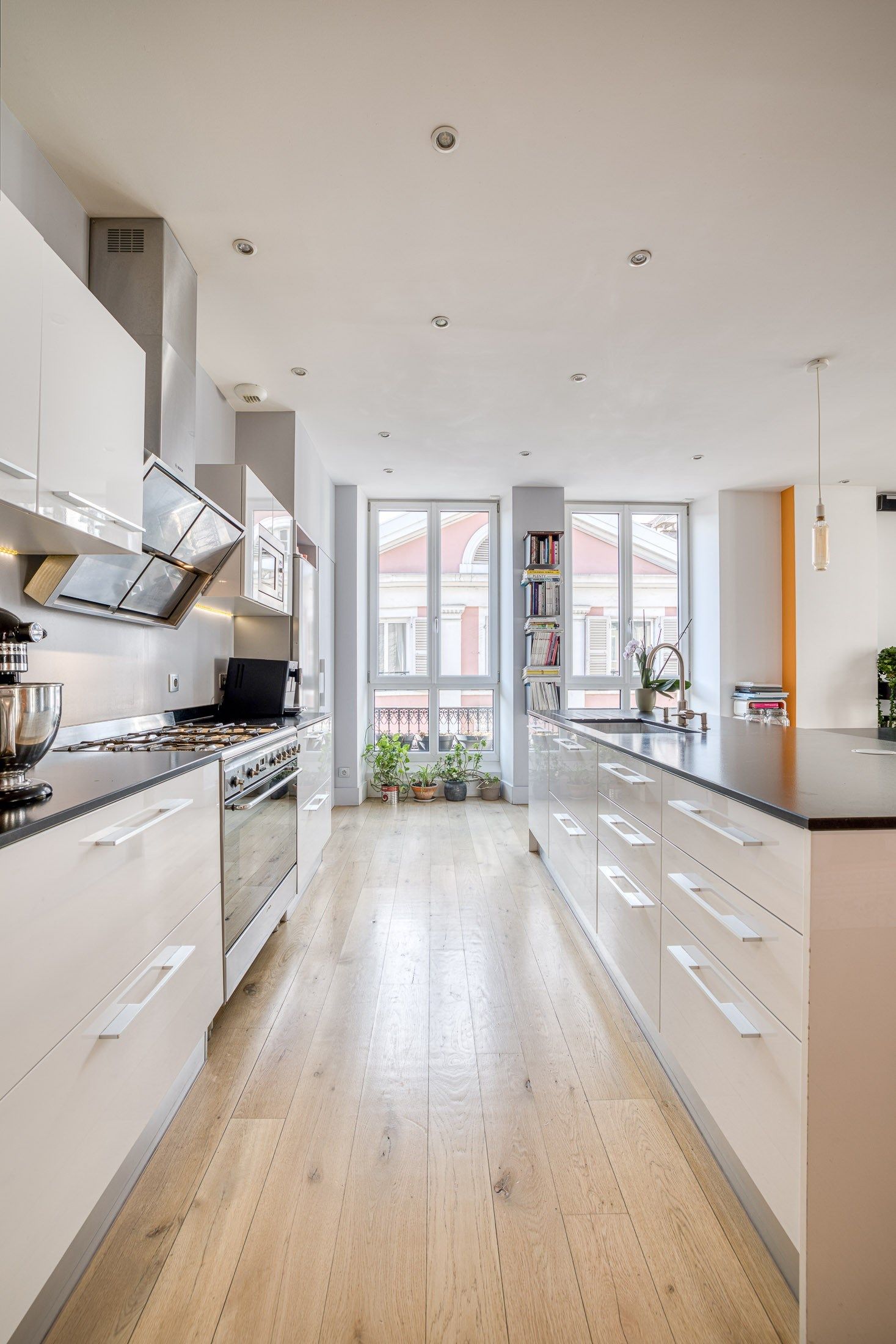apartment 4 Rooms for sale on ANNECY (74000)