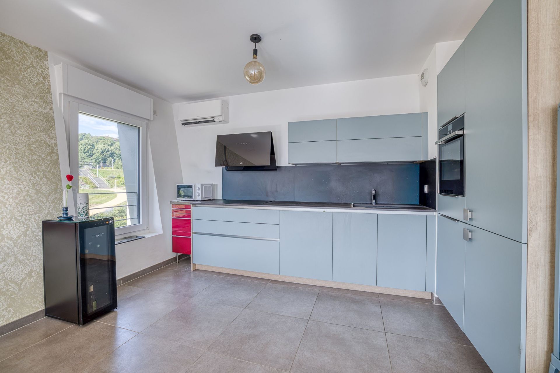apartment 4 Rooms for sale on ANNECY (74000)