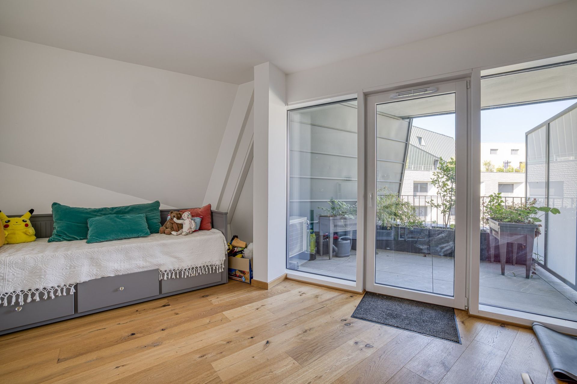 apartment 4 Rooms for sale on ANNECY (74000)