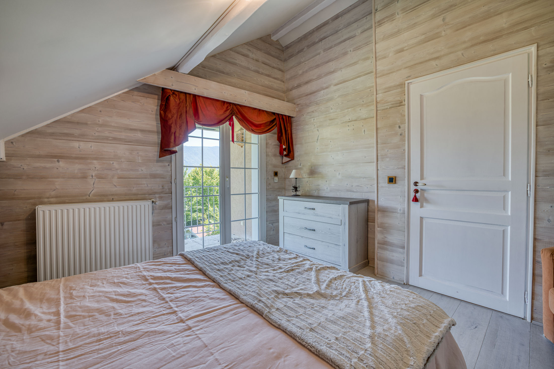maison 10 Pièces en vente sur CHAPEIRY (74540)