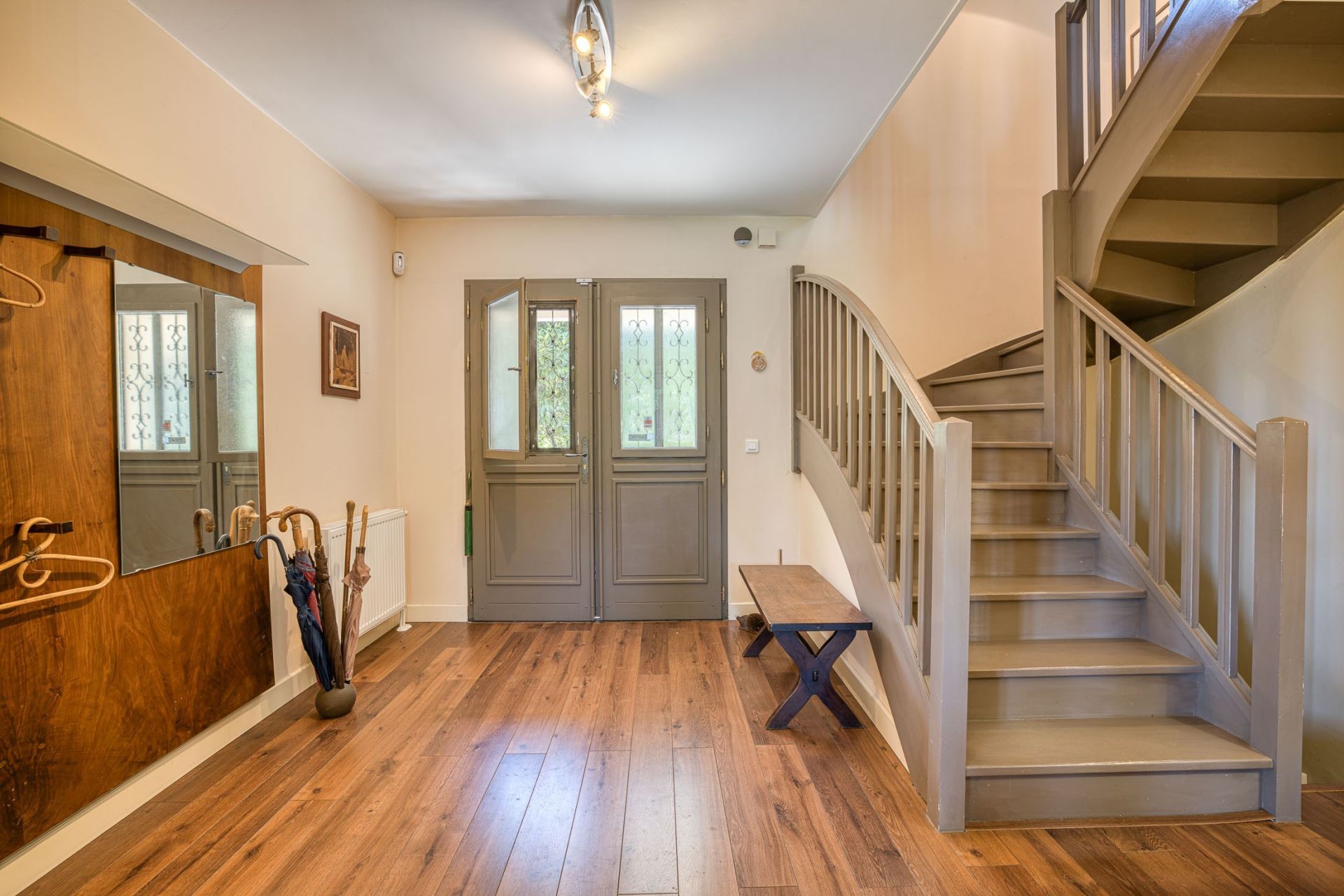 house 9 Rooms for sale on ST MARTIN BELLEVUE (74370)