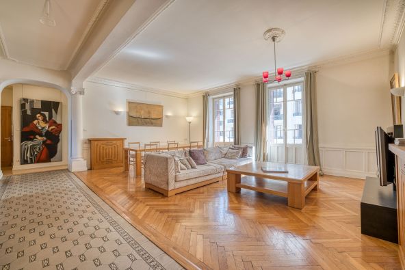 Vente Appartement Annecy 6&nbsp;Pièces 167&nbsp;m²