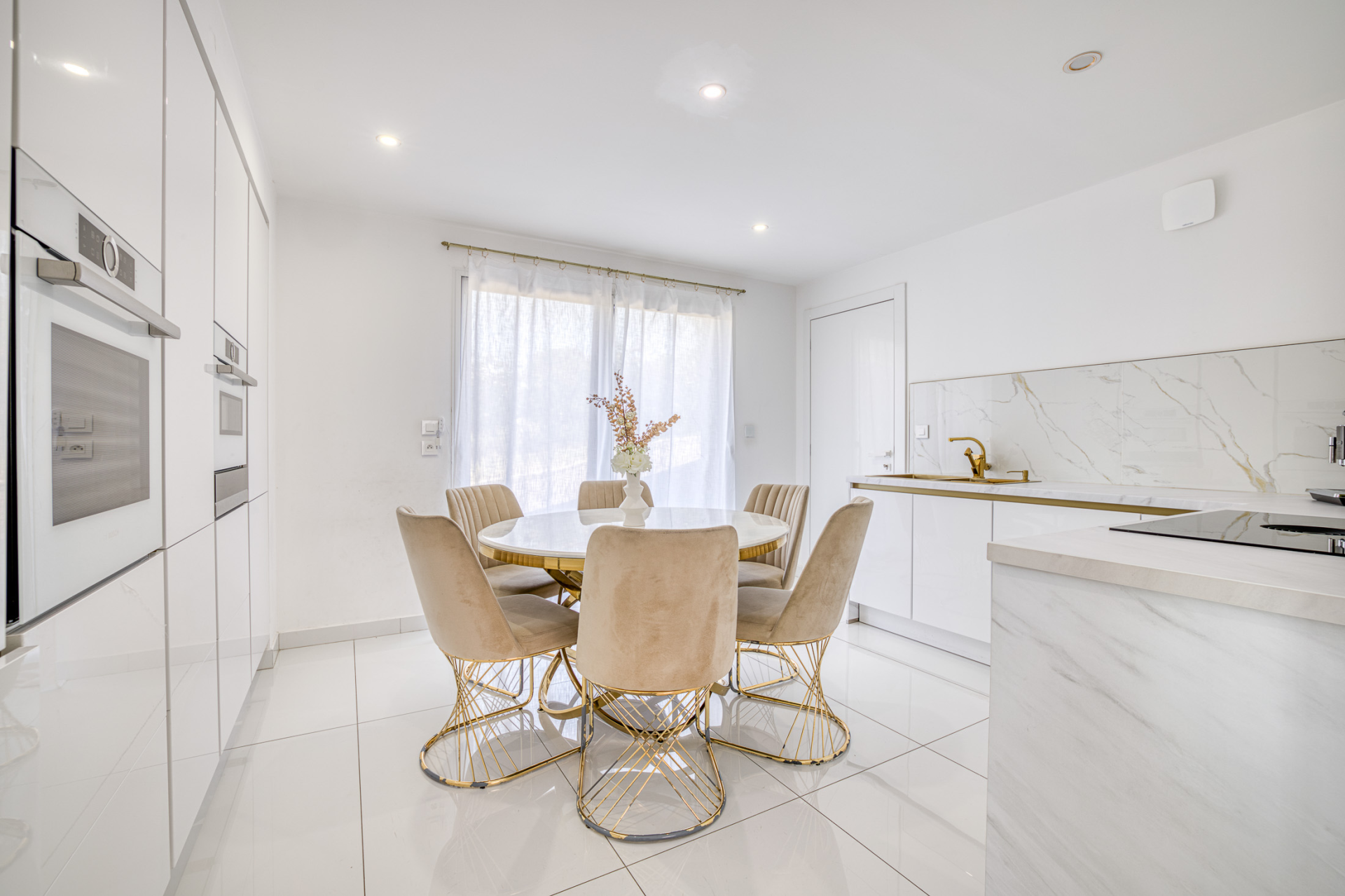 maison 7 Pièces en vente sur VALLIERES SUR FIER (74150)