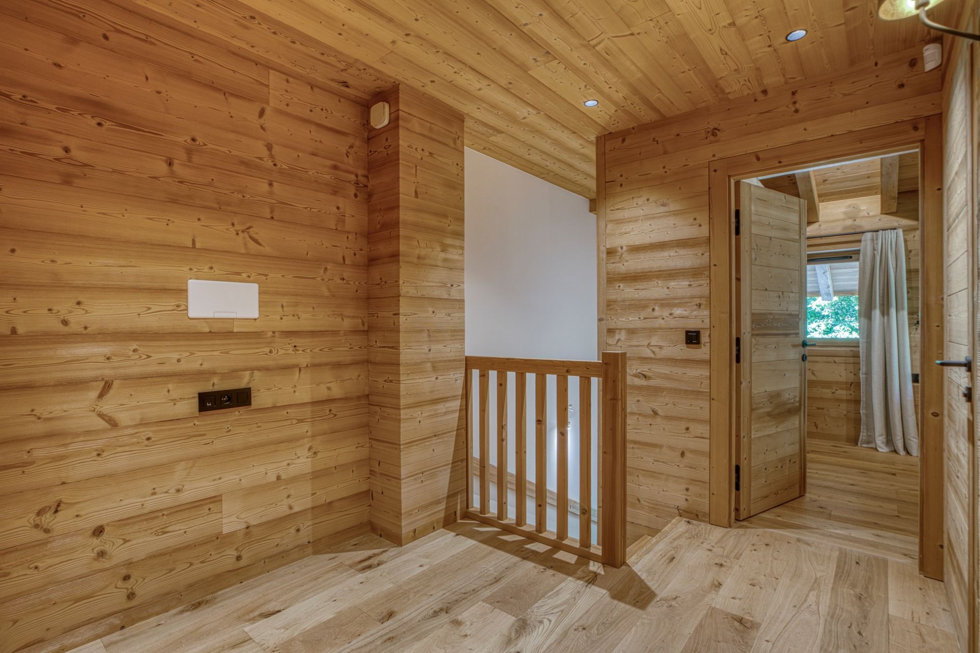 chalet 5 Rooms for sale on LE GRAND BORNAND (74450)