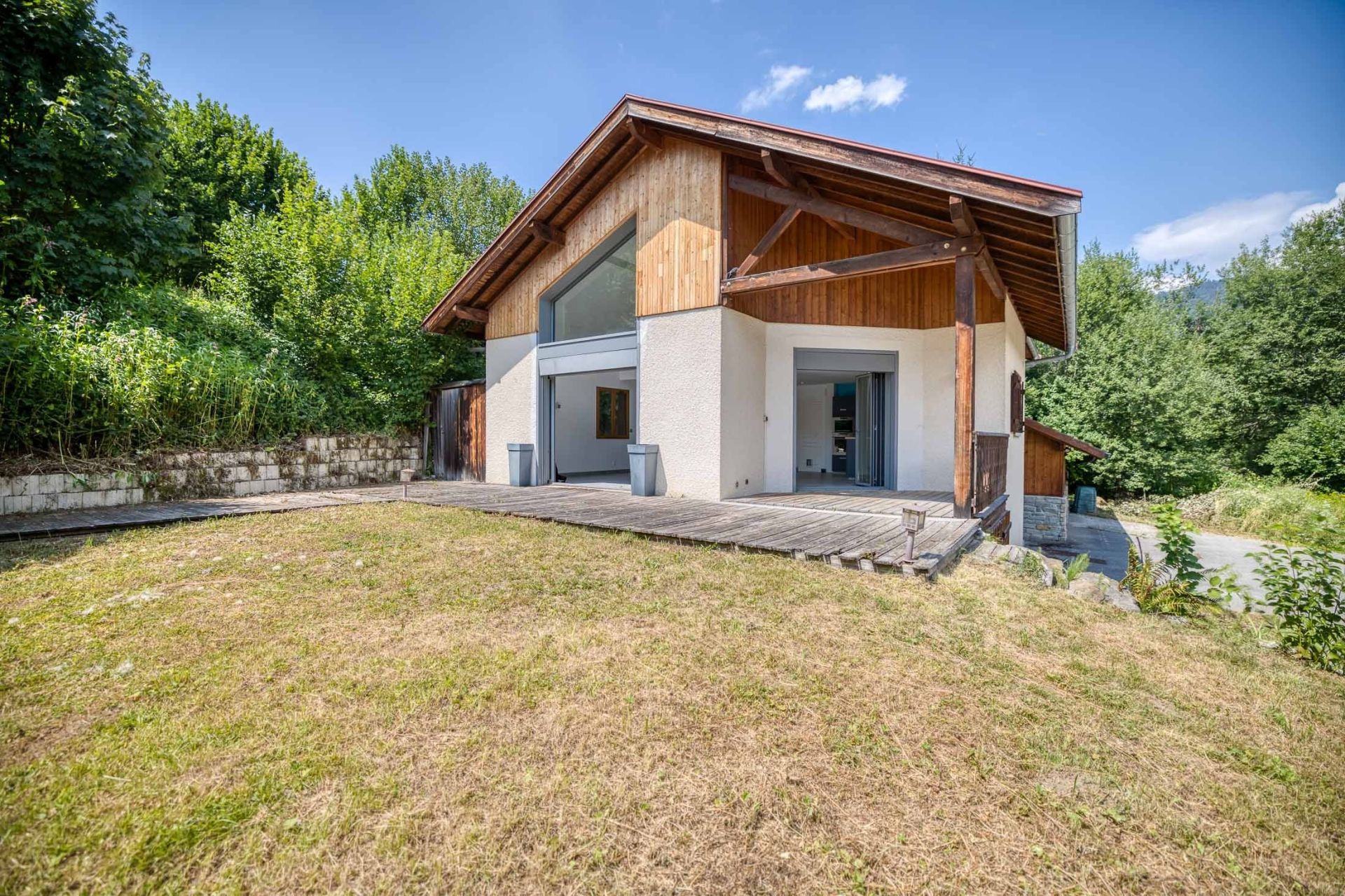 chalet 6 Rooms for sale on ARACHES LA FRASSE (74300)