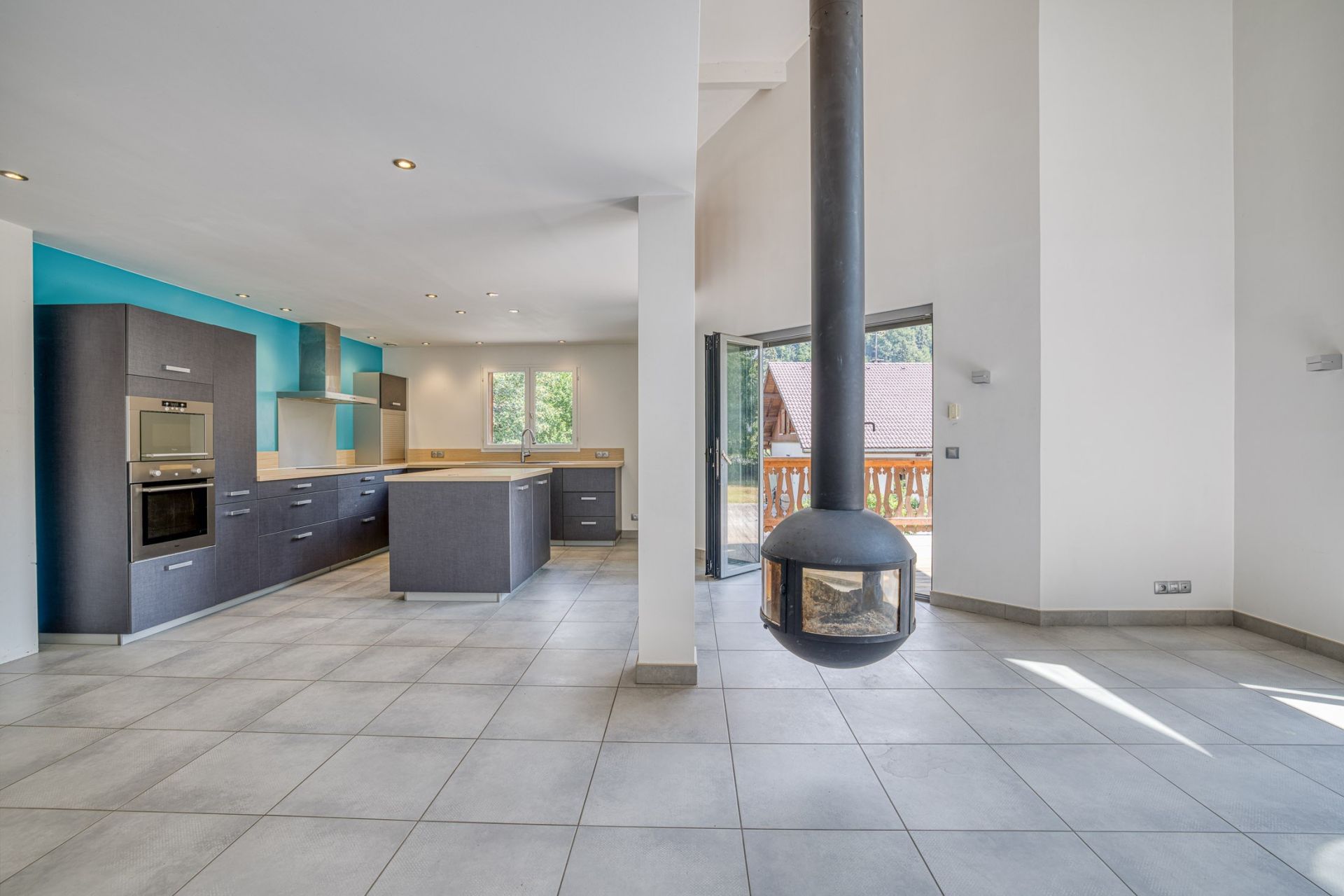 chalet 6 Rooms for sale on ARACHES LA FRASSE (74300)