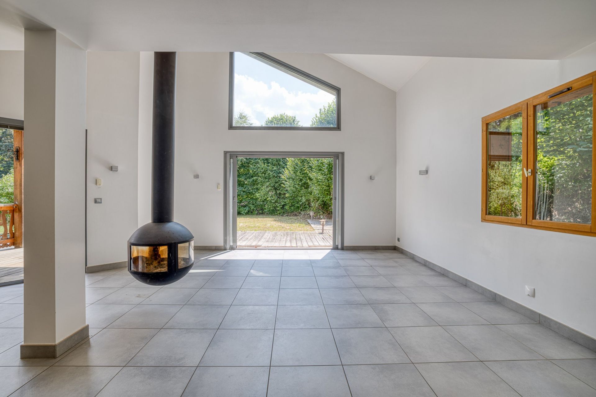chalet 6 Rooms for sale on ARACHES LA FRASSE (74300)