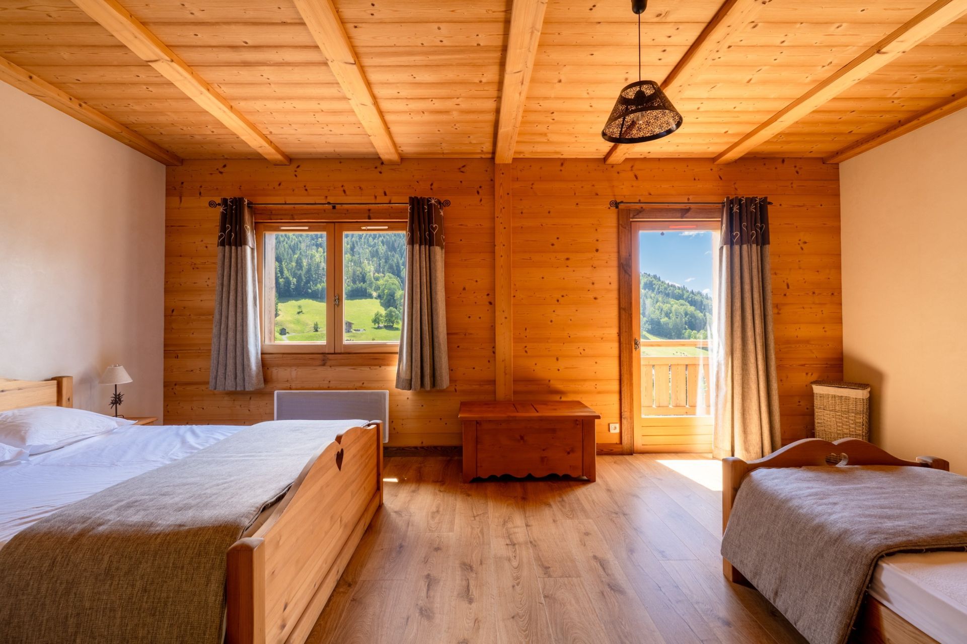 house 10 Rooms for sale on LE GRAND BORNAND (74450)