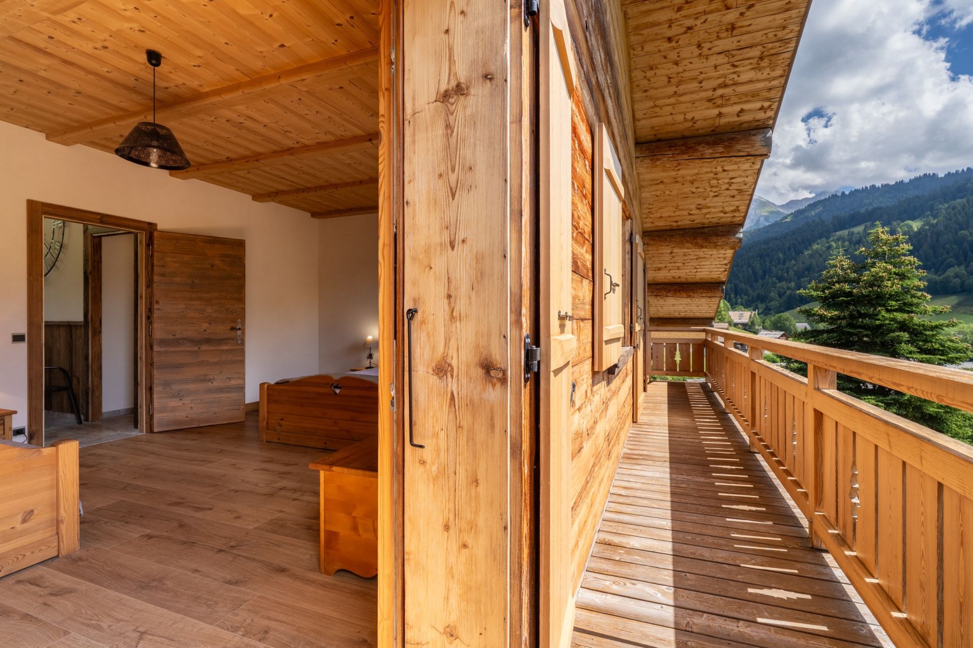 house 10 Rooms for sale on LE GRAND BORNAND (74450)