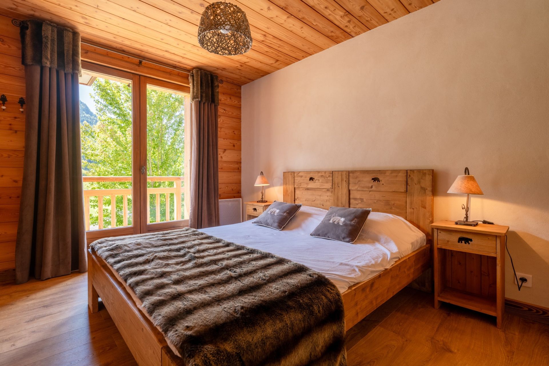 house 10 Rooms for sale on LE GRAND BORNAND (74450)