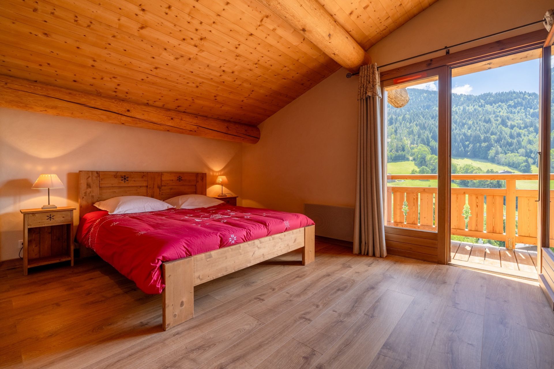 house 10 Rooms for sale on LE GRAND BORNAND (74450)