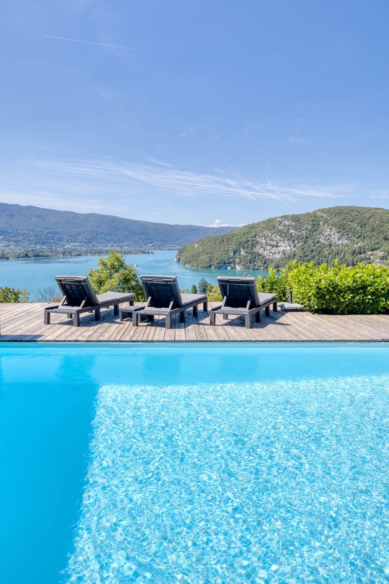 maison 5 Pièces en vente sur TALLOIRES MONTMIN (74290)
