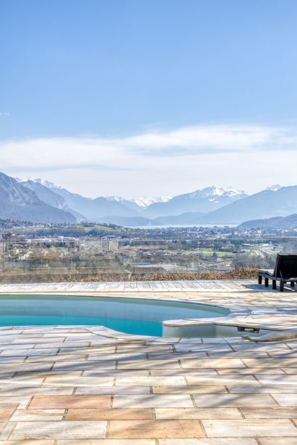 Vente Maison Annecy 8&nbsp;Pièces 240&nbsp;m²