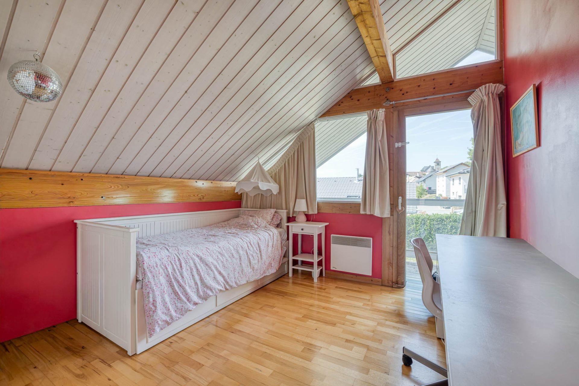 house 5 Rooms for sale on LOVAGNY (74330)