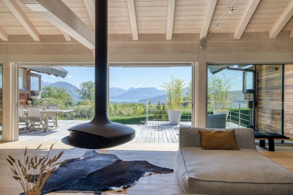 Sale House Saint-Martin-Bellevue 9&nbsp;Rooms 340&nbsp;m²