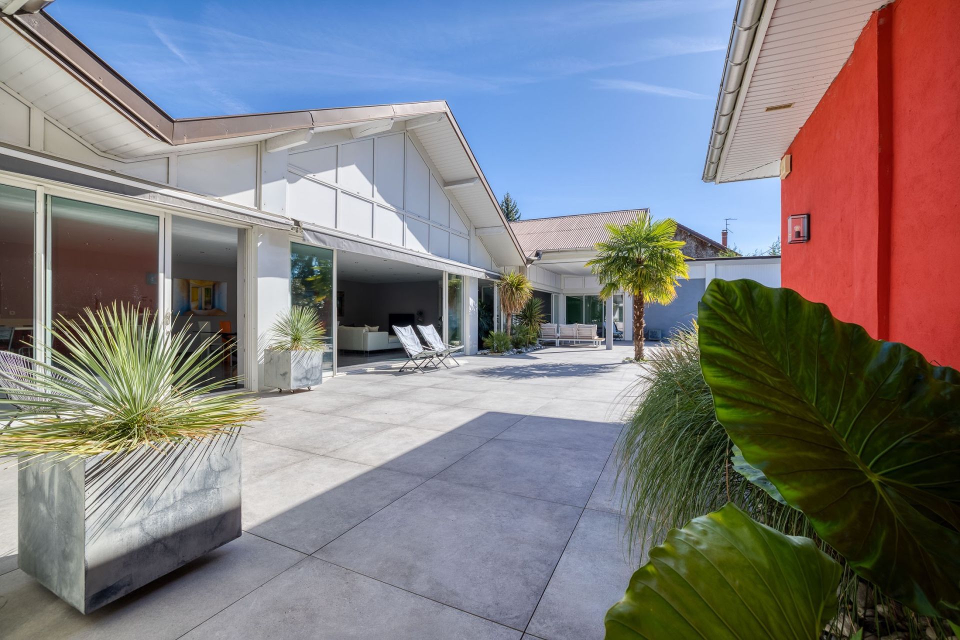 house 9 Rooms for sale on CULOZ BEON (01350)