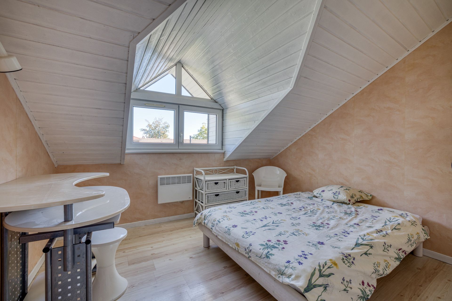 house 10 Rooms for sale on POISY (74330)