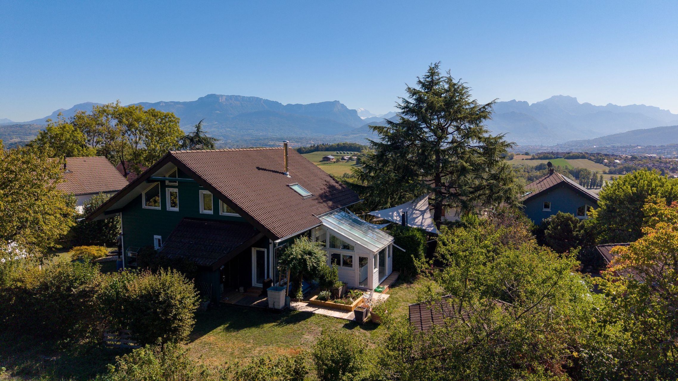house 10 Rooms for sale on POISY (74330)