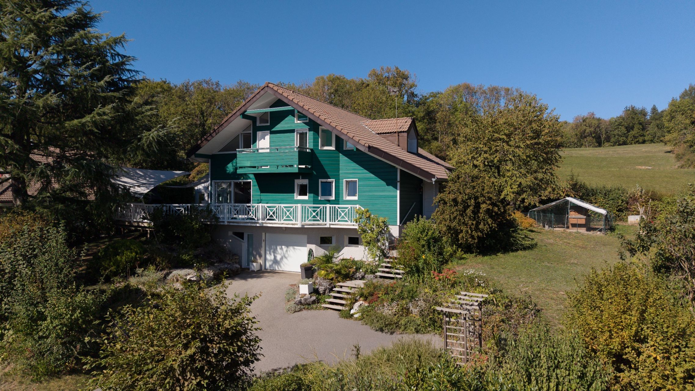 house 10 Rooms for sale on POISY (74330)