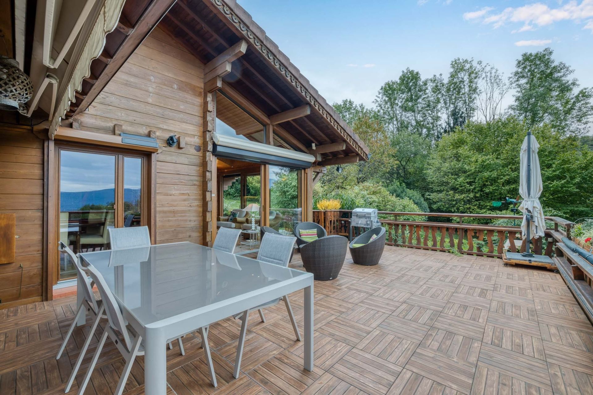 chalet 8 Pièces en vente sur TALLOIRES MONTMIN (74290)