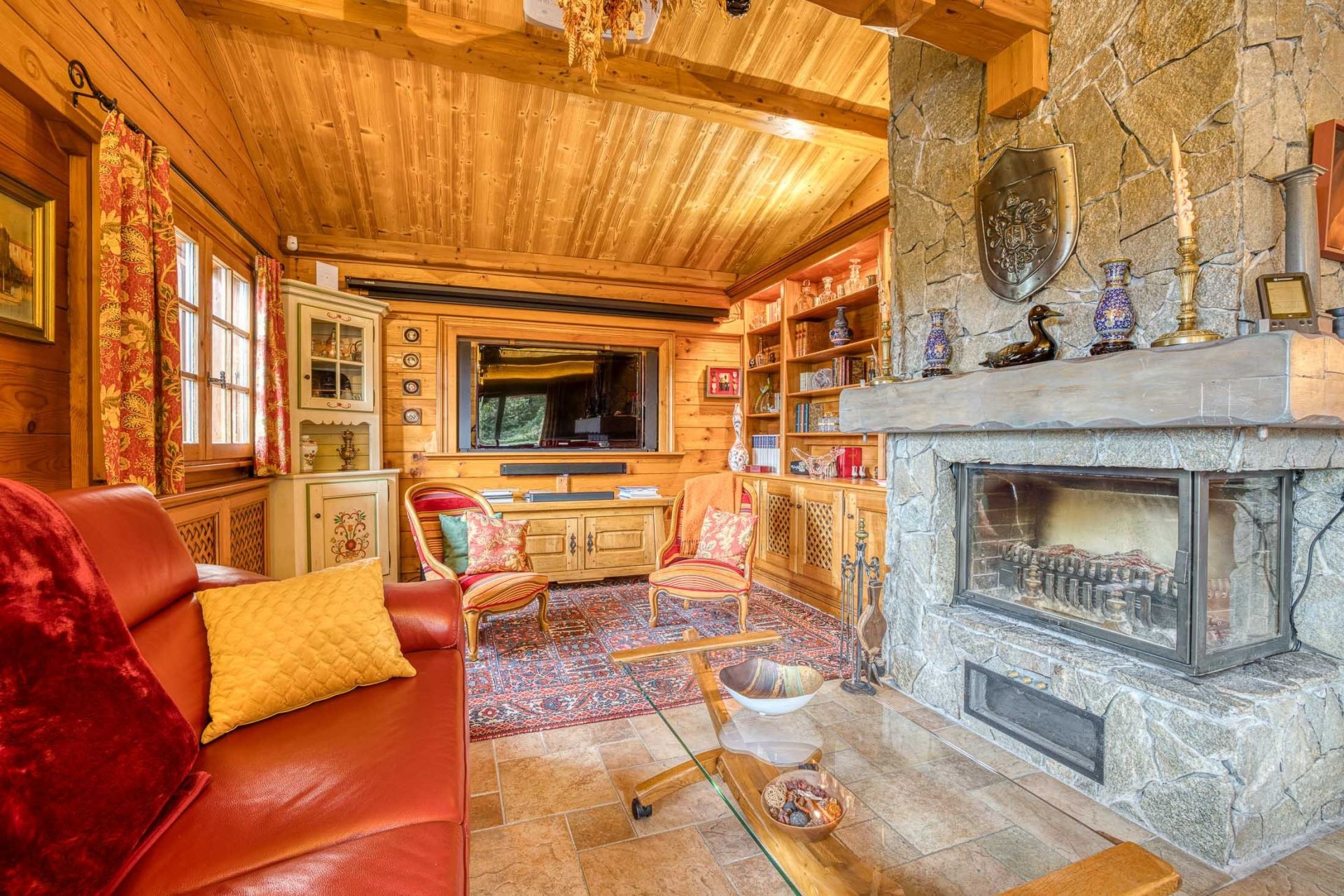 chalet 8 Pièces en vente sur TALLOIRES MONTMIN (74290)