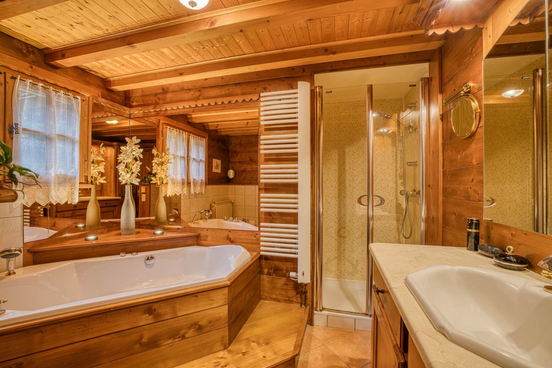 chalet 8 Pièces en vente sur TALLOIRES MONTMIN (74290)