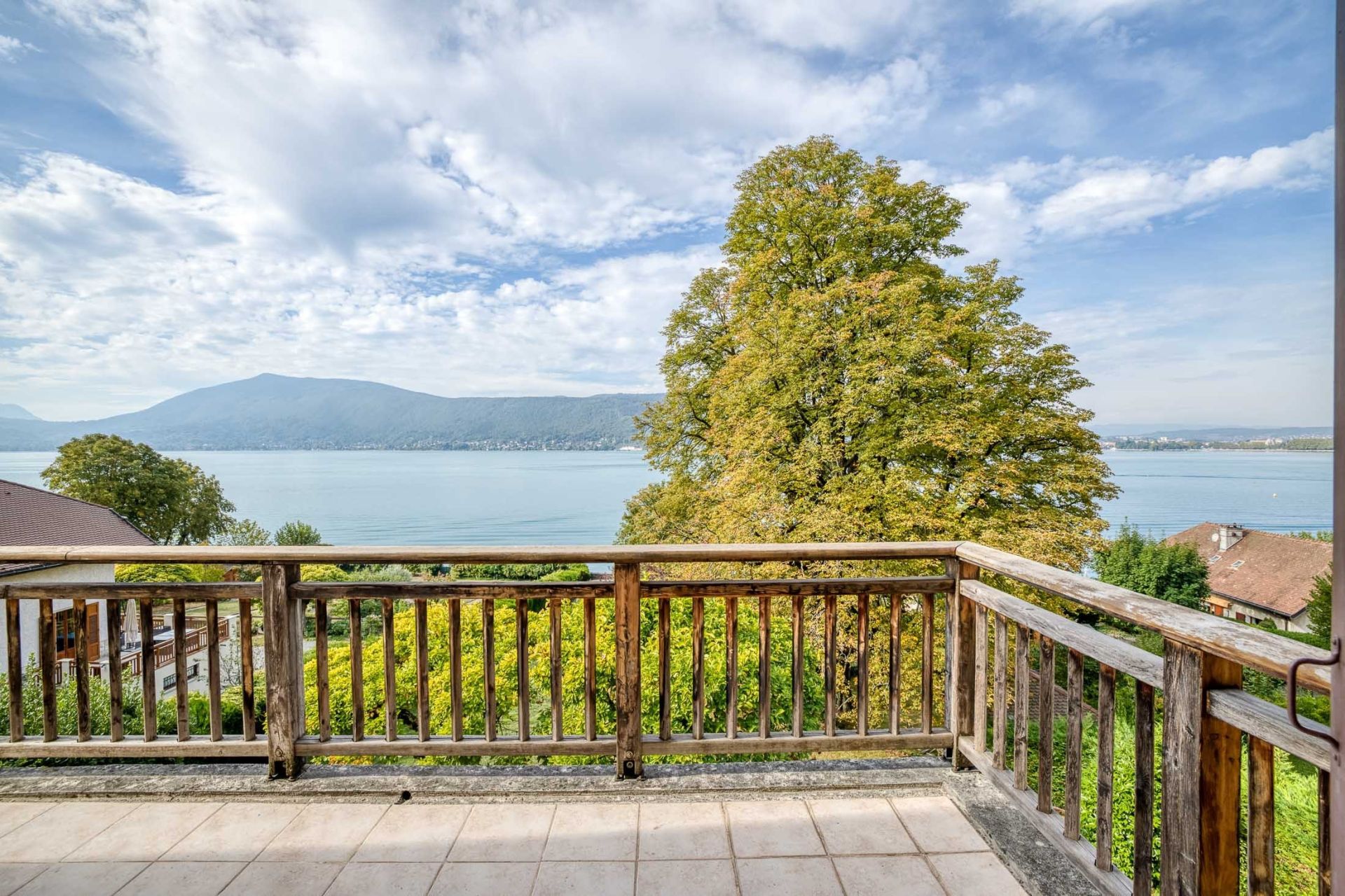 appartement 8 Pièces en vente sur VEYRIER DU LAC (74290)
