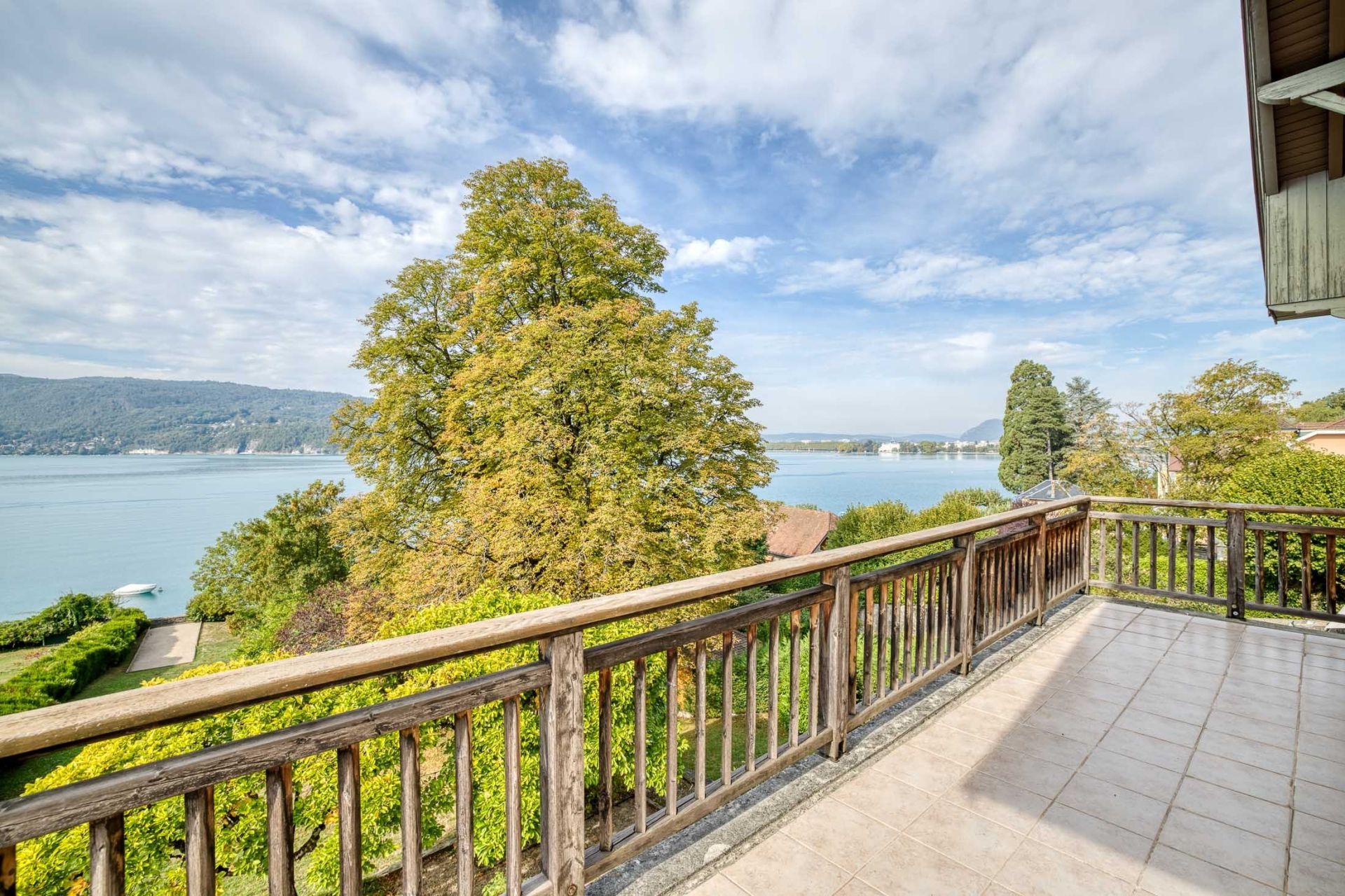 appartement 8 Pièces en vente sur VEYRIER DU LAC (74290)
