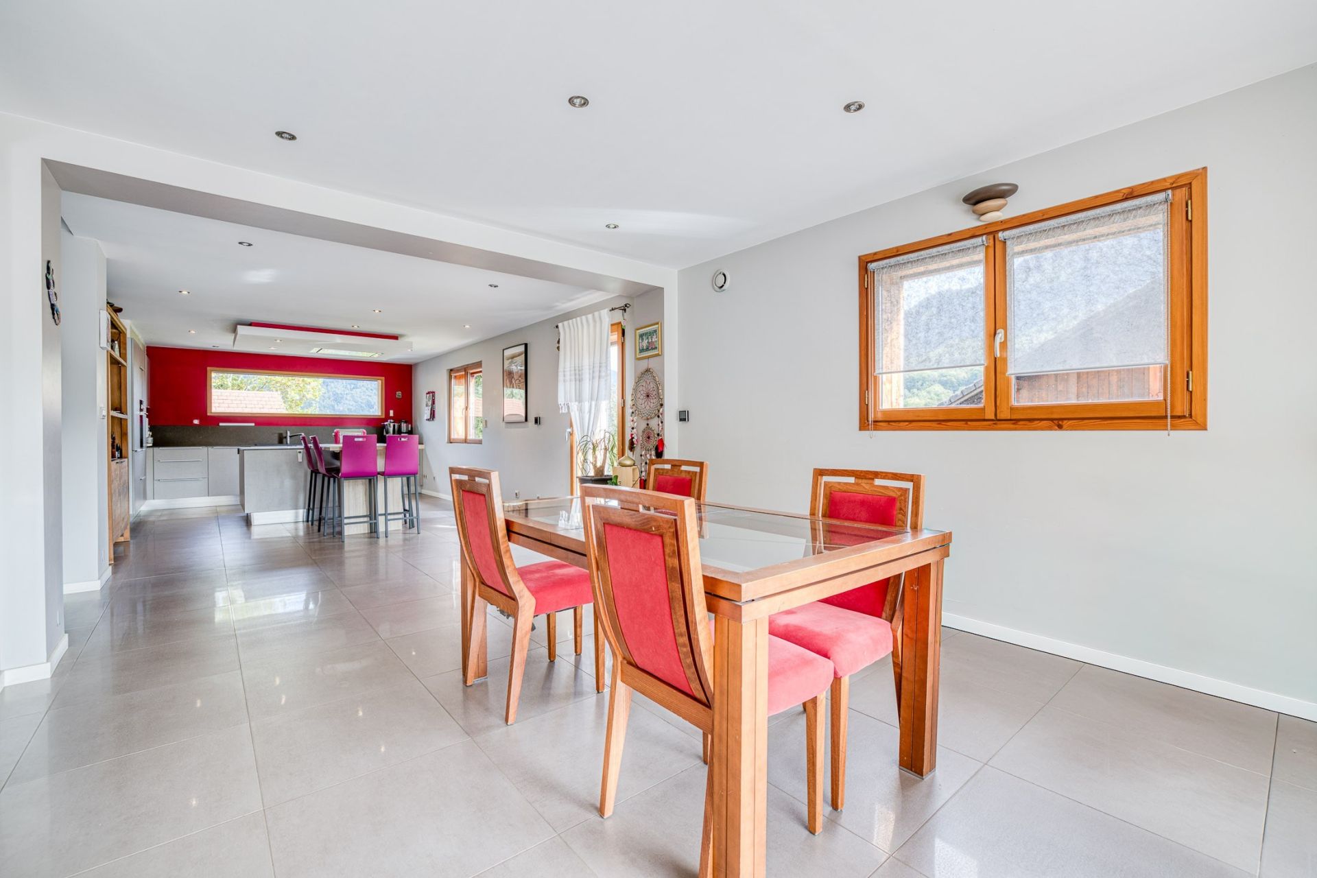 house 6 Rooms for sale on ALEX (74290)