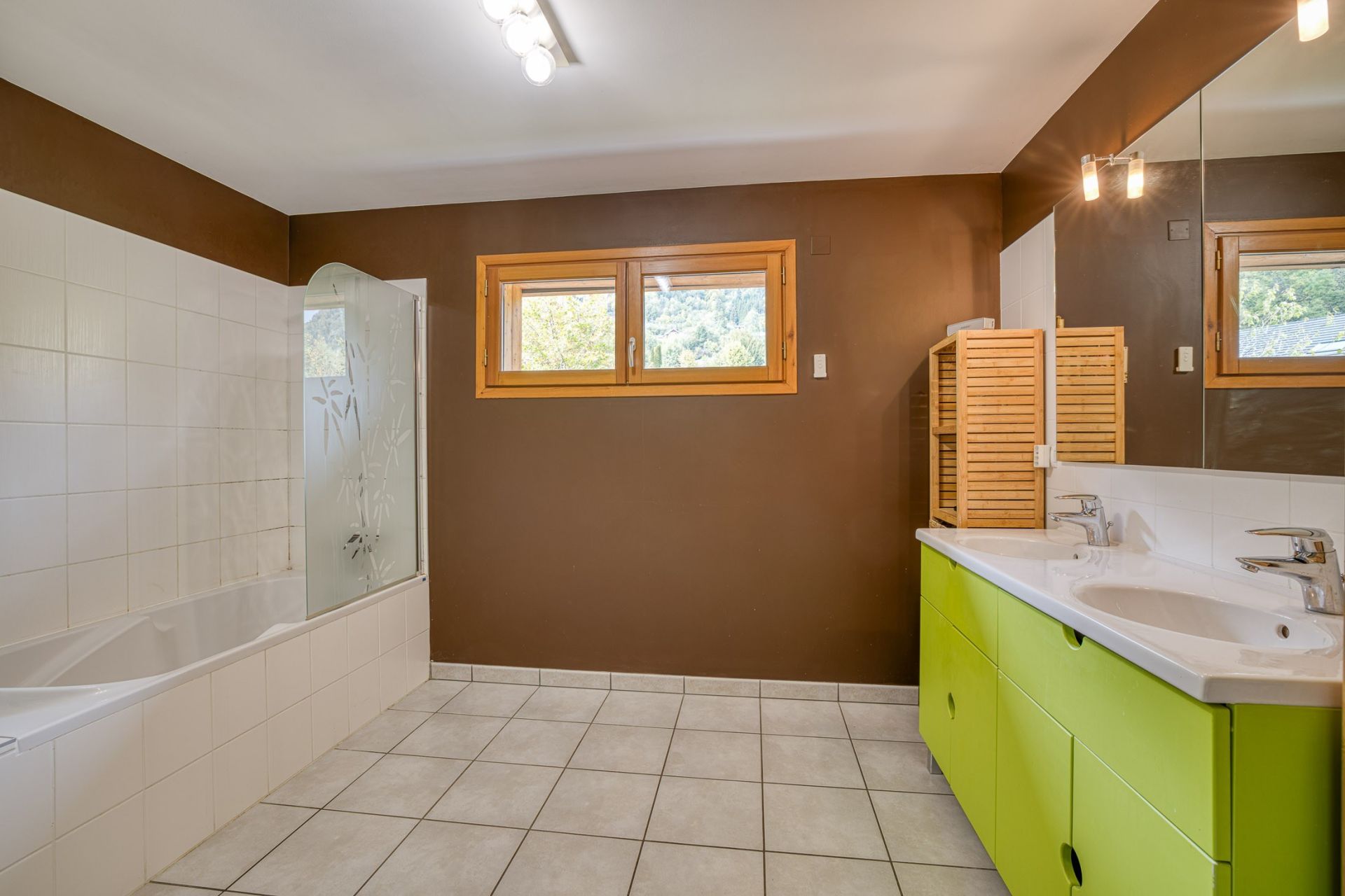 house 6 Rooms for sale on ALEX (74290)