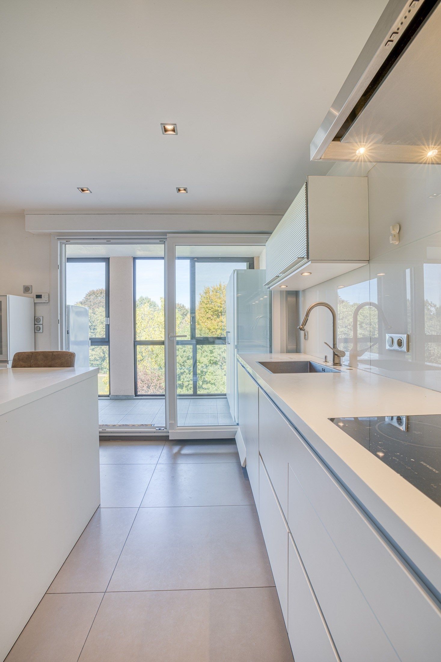 apartment 9 Rooms for sale on ANNECY (74940)
