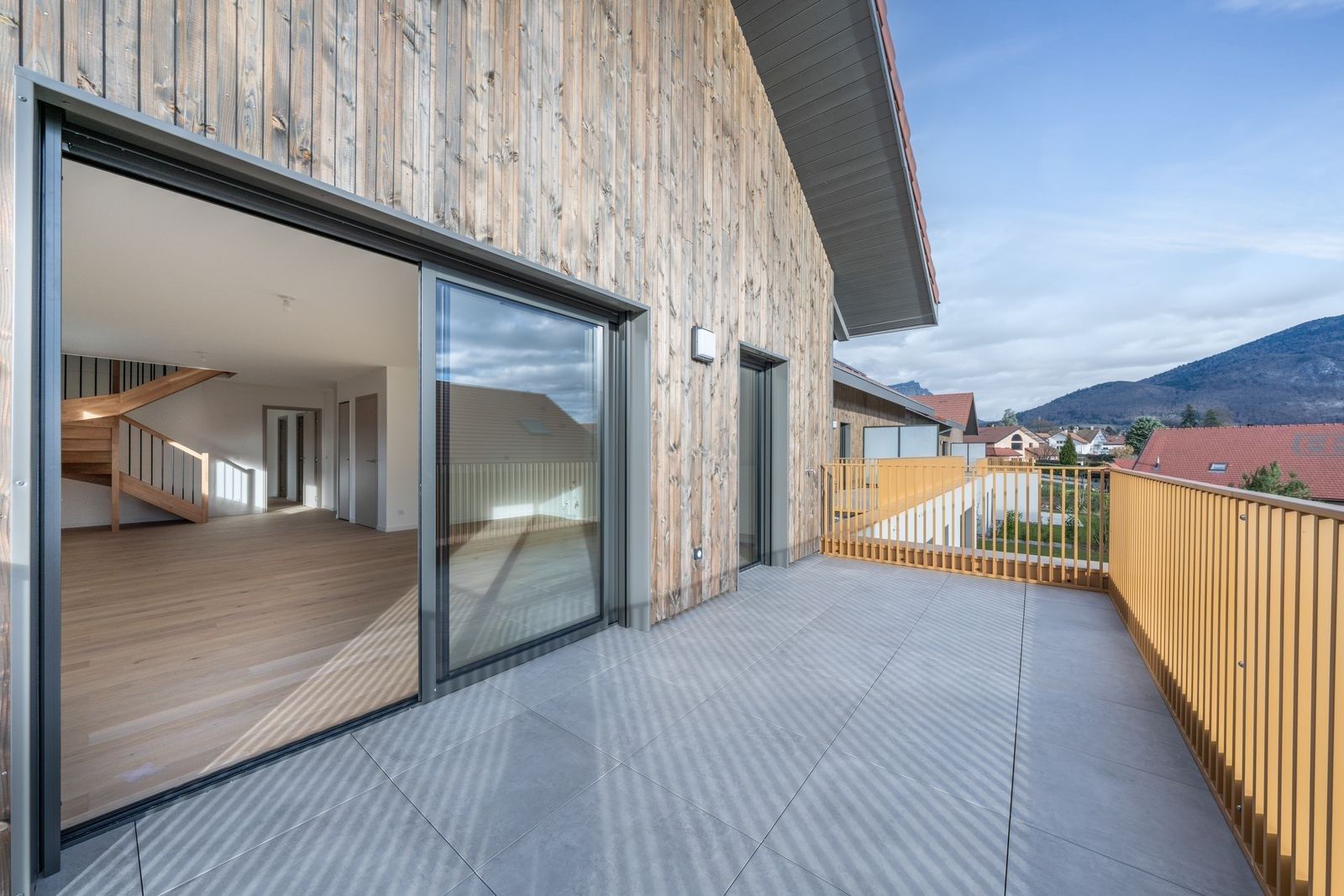 apartment 4 Rooms for sale on ANNECY LE VIEUX (74940)