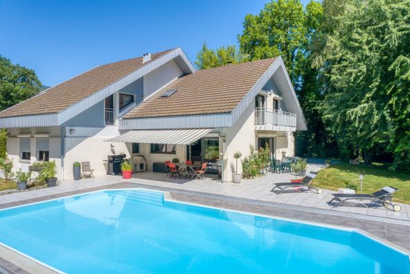 Vente Maison Saint-Jorioz 5 Pièces 262 m²