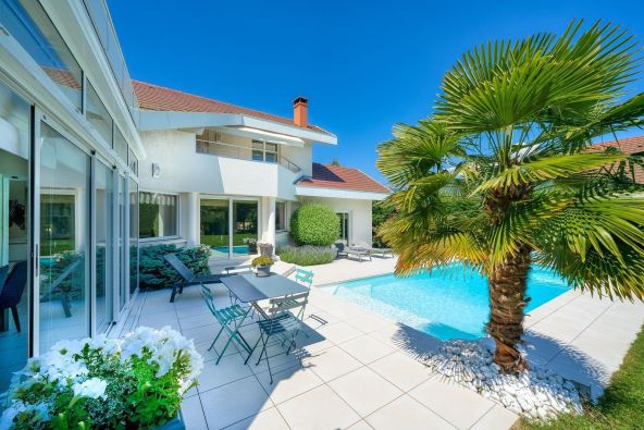Vente Maison Sevrier 7&nbsp;Pièces 216&nbsp;m²