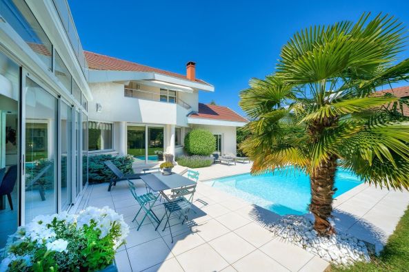 Vente Maison Sevrier 7&nbsp;Pièces 216&nbsp;m²