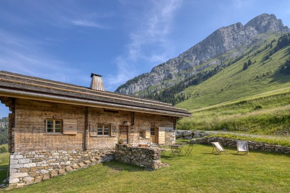 Vente Chalet La Clusaz 7&nbsp;Pièces 260&nbsp;m²
