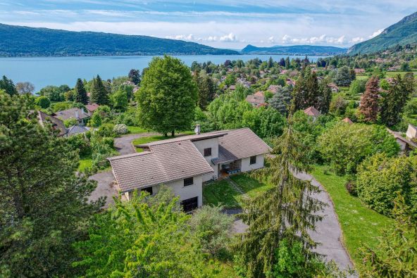 Sale House Menthon-Saint-Bernard 8&nbsp;Rooms 250&nbsp;m²