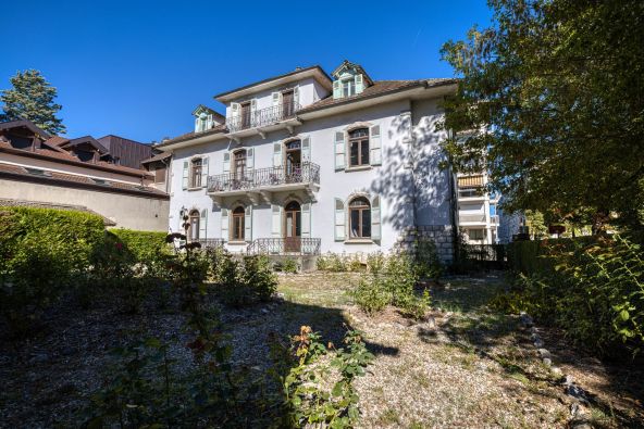 Sale Property Annecy 15&nbsp;Rooms 517&nbsp;m²