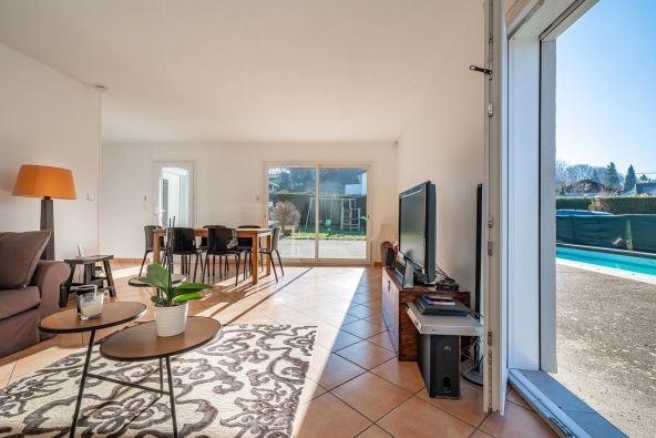 Sale House Annecy-le-Vieux 6&nbsp;Rooms 145&nbsp;m²