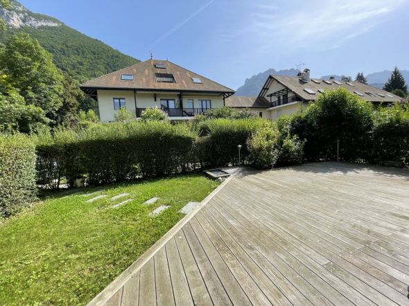 Sale Apartment Menthon-Saint-Bernard 3&nbsp;Rooms 51&nbsp;m²