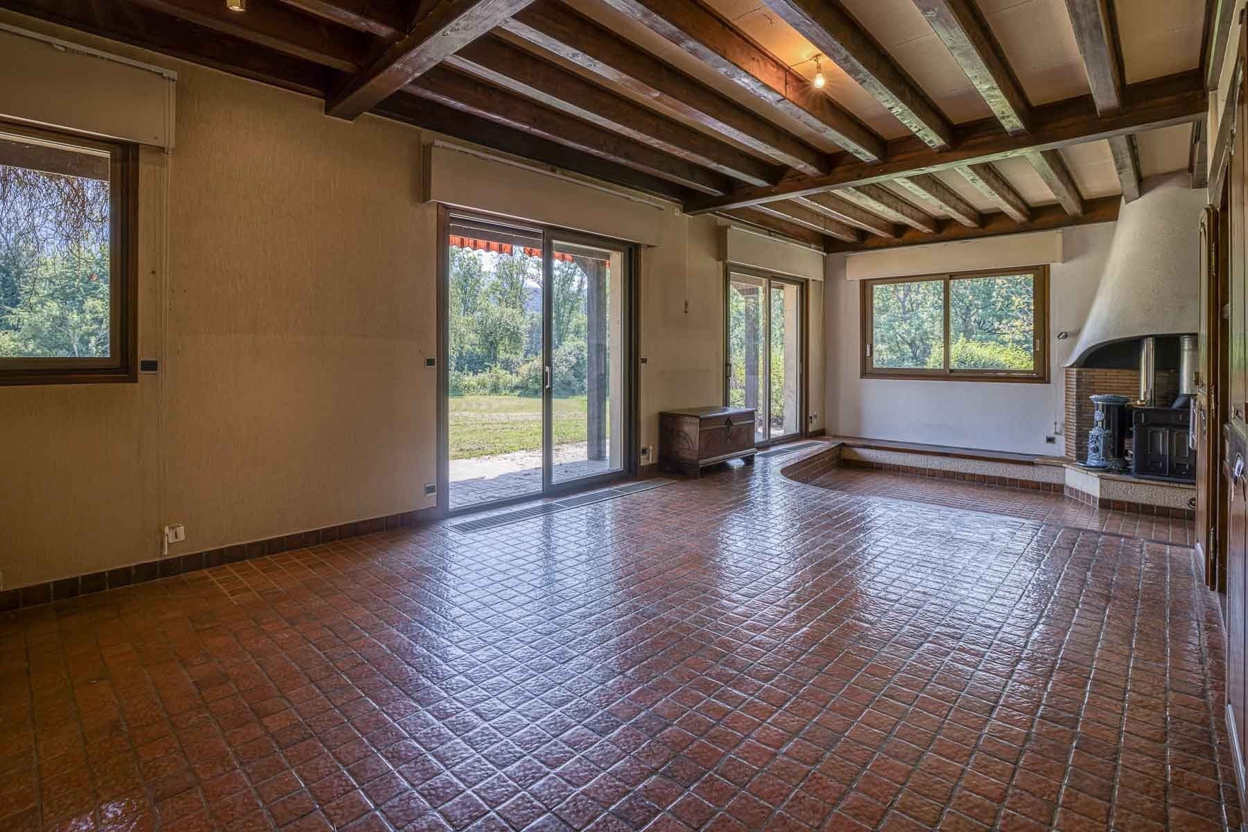 house 7 Rooms for sale on ST JORIOZ (74410)