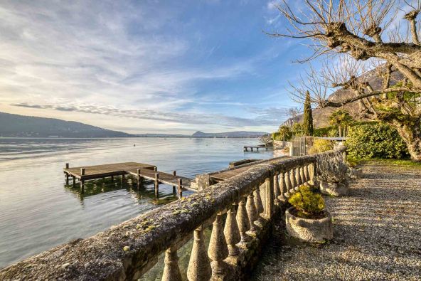 Vente Maison Veyrier-du-Lac 6 Pièces 164 m²