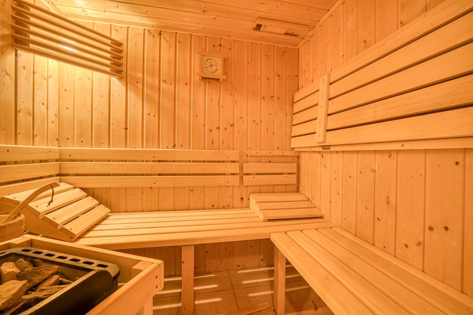 maison 9 Pièces en vente sur TANINGES (74440)